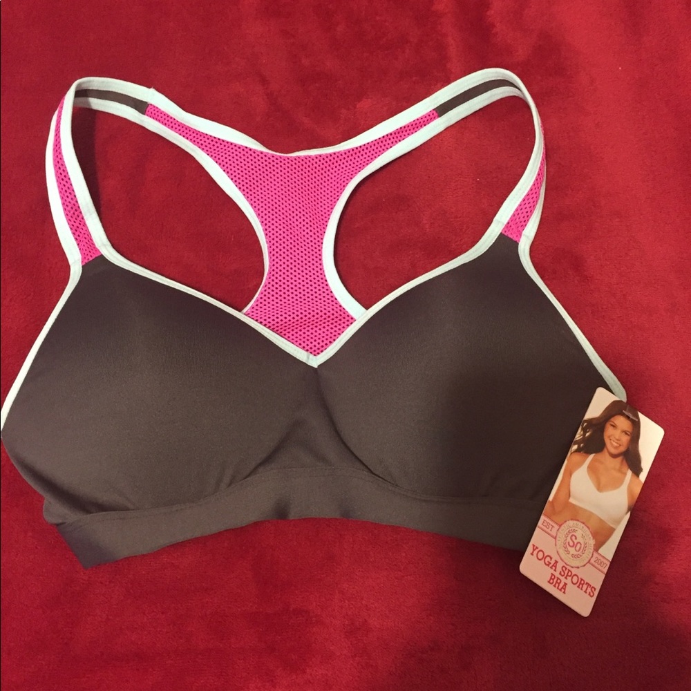 Push-up Sports Bra Size Large. NEW WITH TAG.